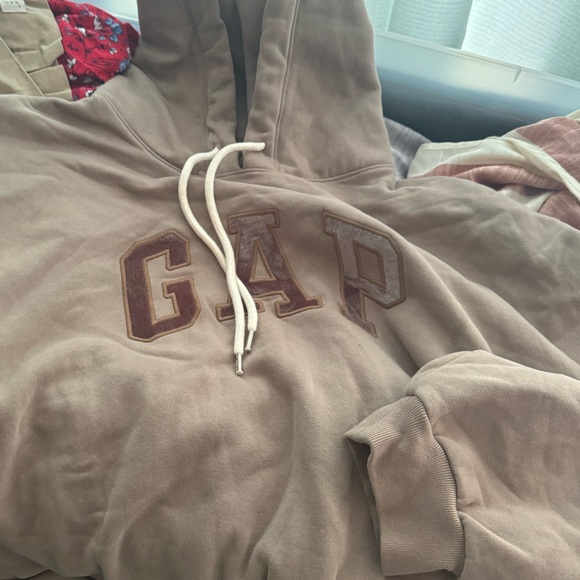 GAP Cropped Hoodie - Picture 4 of 4